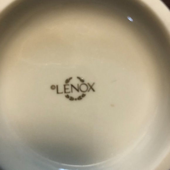 Small Lenox vase - Picture 3 of 5